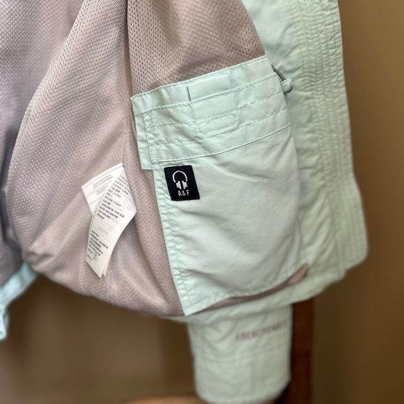 Abercrombie & Fitch Kids All Season Weather Warrior Jacket Size Small - Picture 9 of 12